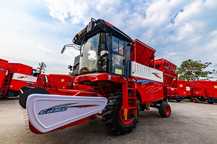 河南省450萬臺套農(nóng)機(jī)助“三秋” 加大花生和玉米機(jī)收推廣力度 22.jpg