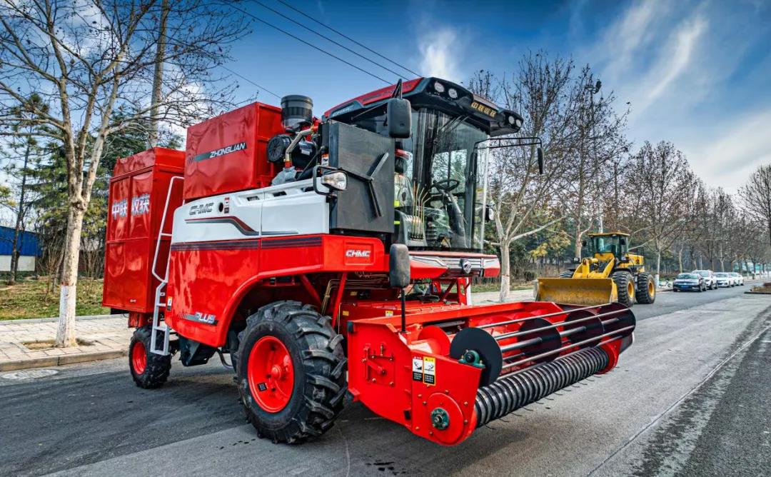 中聯(lián)收獲自走式花生撿拾收獲機——花生收獲界的“扛把子” 扛把子4.jpg