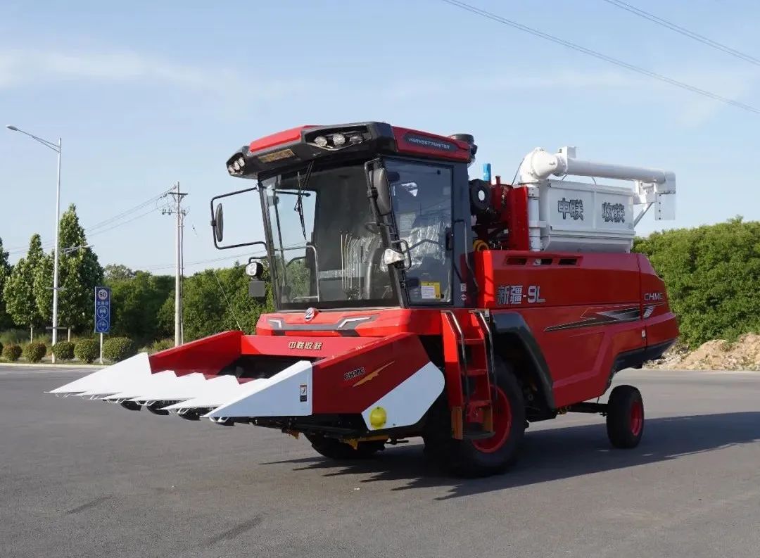 李現(xiàn)波:中聯(lián)收獲花生機(jī)為我的幸福人生保駕護(hù)航 609-1.jpg