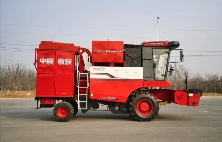 吉林雙遼市臺中聯(lián)收獲花生機用戶劉世奎“有錢大家賺” 514-1.jpg