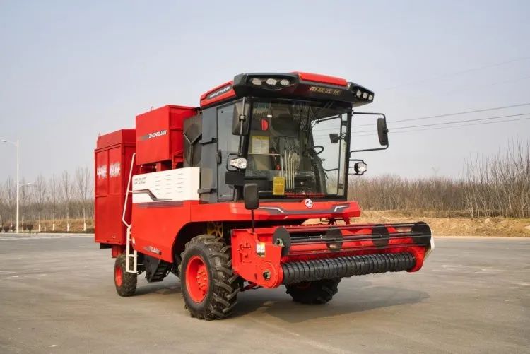 劉為民:50歲投身農機行業(yè),養(yǎng)中聯(lián)收獲花生機,幫他月入十幾萬 708-1.jpg