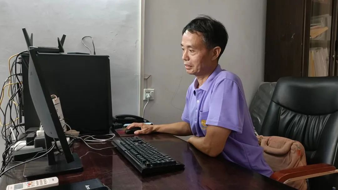 產(chǎn)品質(zhì)量是企業(yè)發(fā)展的重要因素——鄭州中聯(lián)副總經(jīng)理陳成鳳 8081.jpg